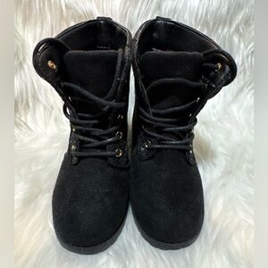 Rocawear Black Combat Moto Boots Lace-Up Design